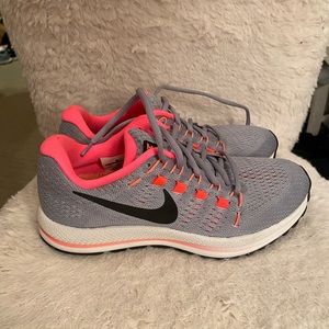 Nike Shoes - Nike running shoes Nike Shoes - Nike running shoes